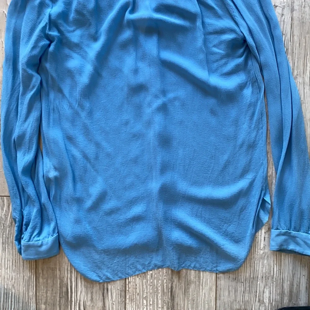 Wilfred Blue Long Sleeve 100% Silk Blouse - Picture 10 of 10